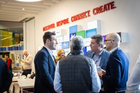 Customers in discussion AI in Action