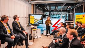 Female colleague hosts breakout session at DHL New Energy conference