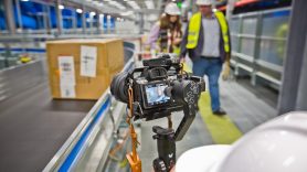 Parcels are scanned automatically