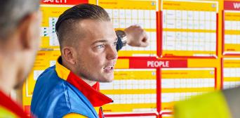 DHL employees plan their work