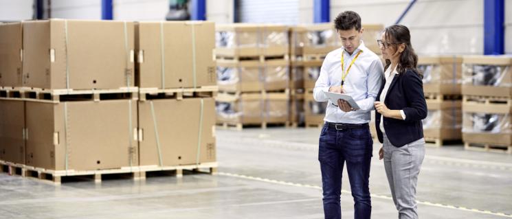 When to Use LCL | DHL Global Forwarding | China, People's ...