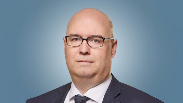 Dr. Michael Tervooren