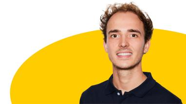 Unsere DHL-Vertreterin vor Ort.