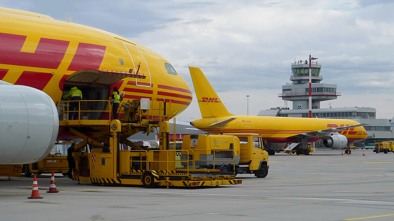 Dhl Express Plays Vital Role In European Covid 19 Vaccine Logistics Dhl Global