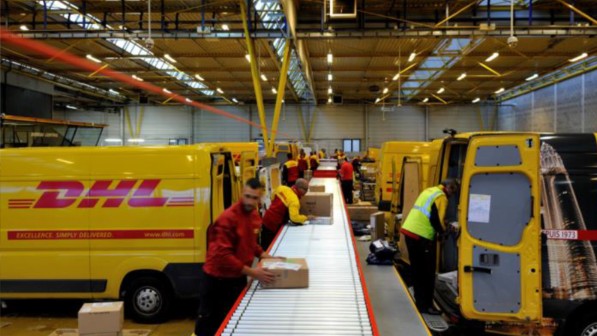 Morbihan Dhl Dans Les Starting Blocks Pour Les Livraisons De Noel Avec Un Site 10 Fois Plus Grand Inaugure Pres De Vannes Dhl France