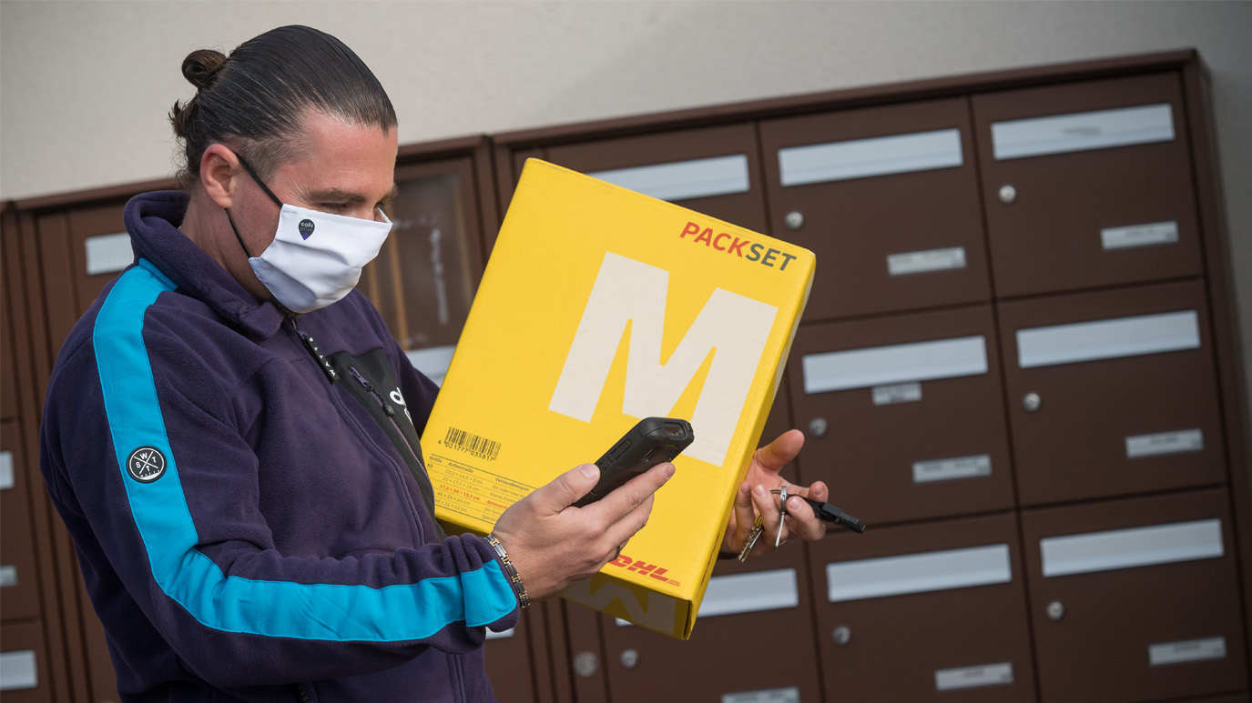 Dhl Ecommerce Solutions And Colis Prive Establish Partnership For Home Deliveries In France Dhl Global
