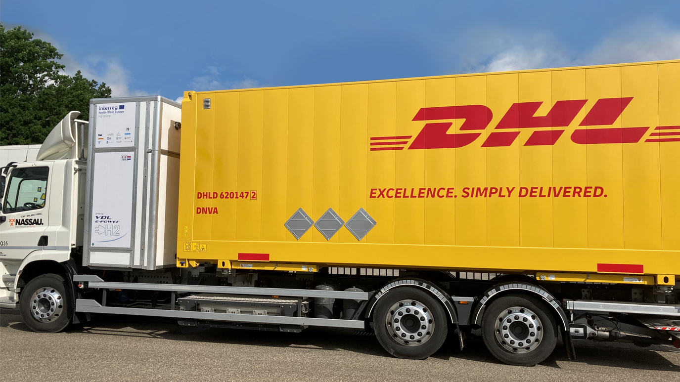 DHL Express Startet Ein Pilotprojekt Mit Einem Wasserstoff Lkw DHL DHL Express Startet Ein Pilotprojekt Mit Einem Wasserstoff Lkw DHL