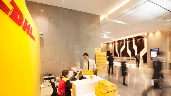 dhl baggage