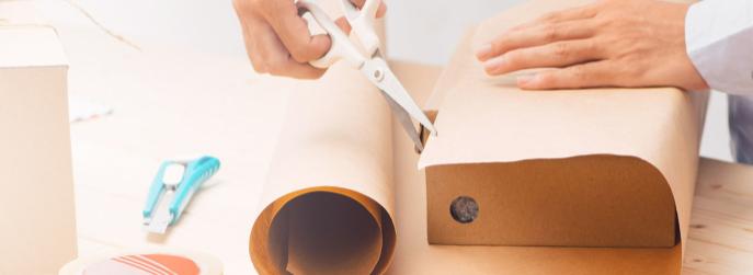How to prepare the shipment of documents by courier?