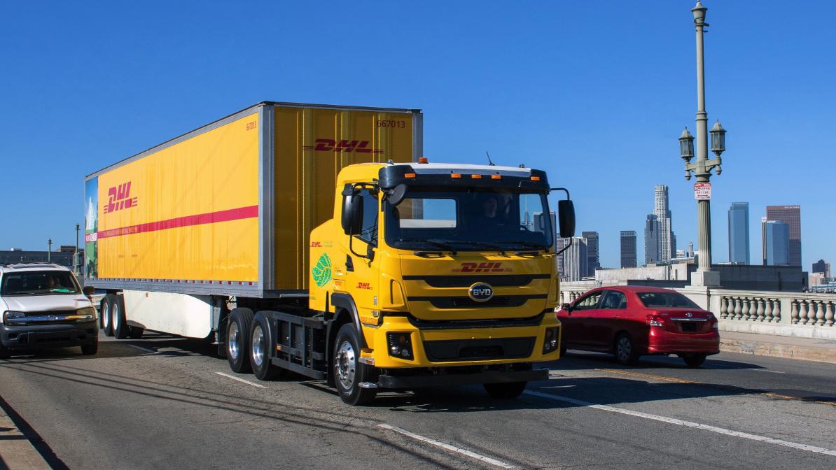 DHL Expands Green Fleet with Launch of Electric Tractortrailer