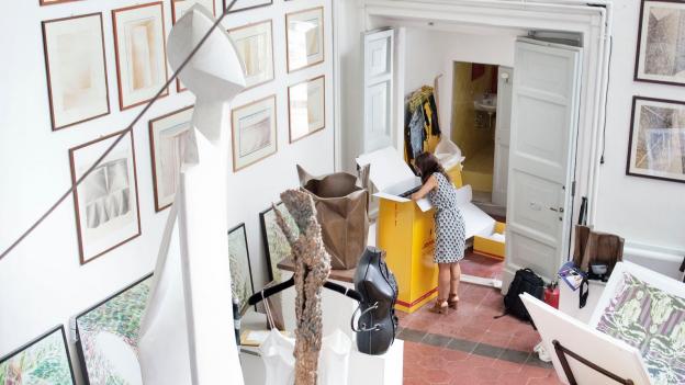 Art Gallery delivery being unpacked