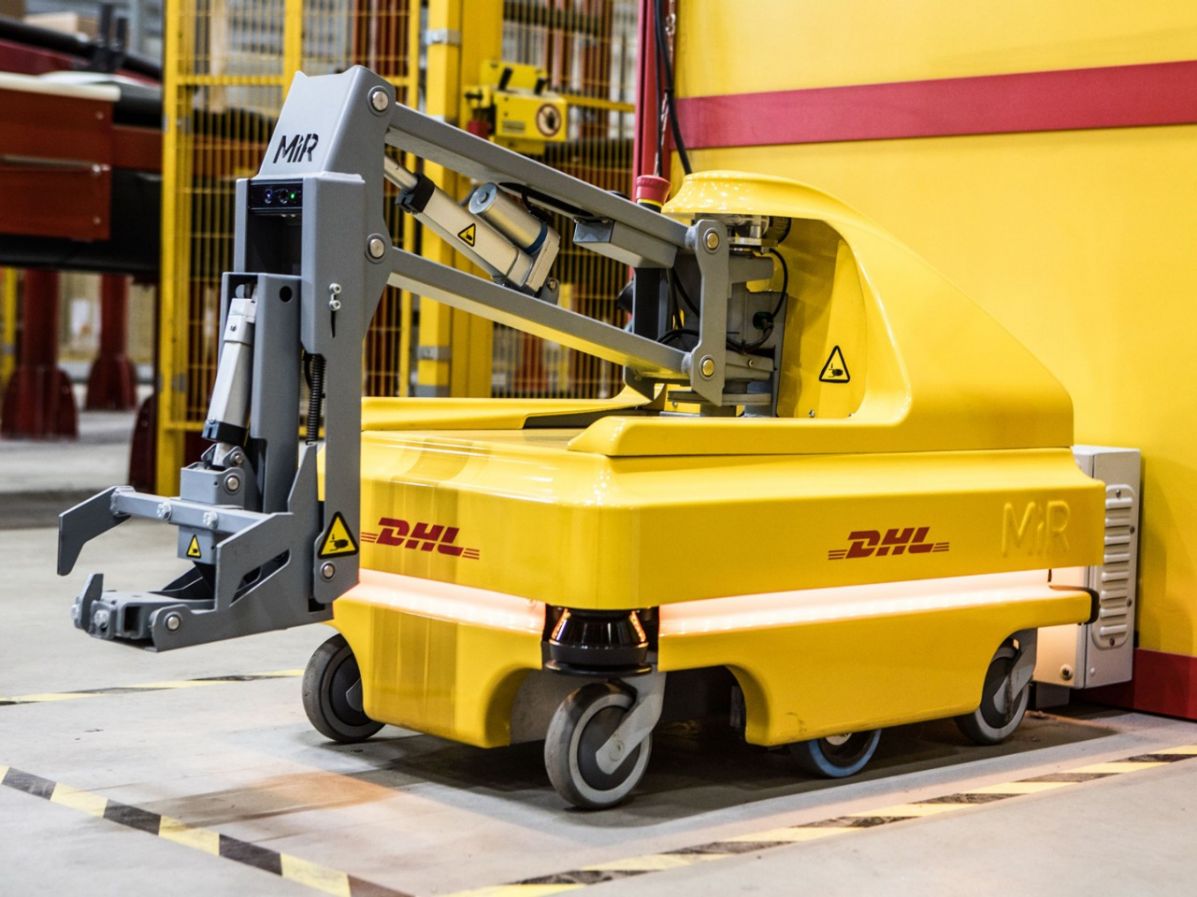 Dhl robotics in logistics sale