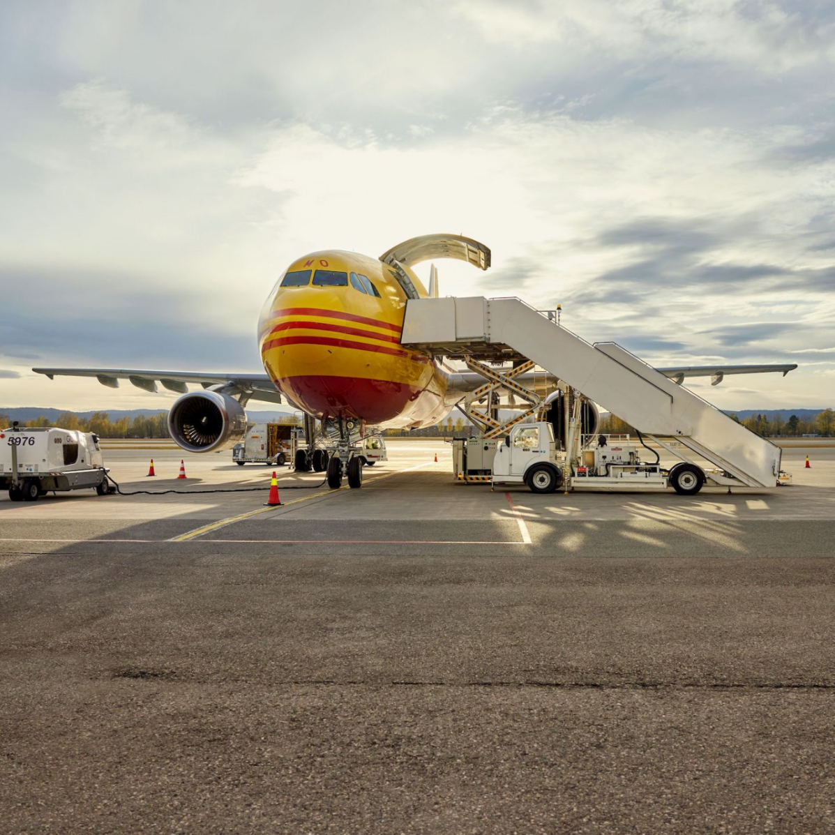 DHL Express - Fast. Door-to-Door. Courier Delivered - United States of  America