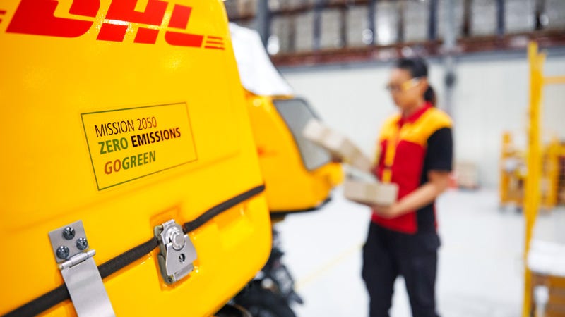 DHL Express Customs Services | DHL Philippines