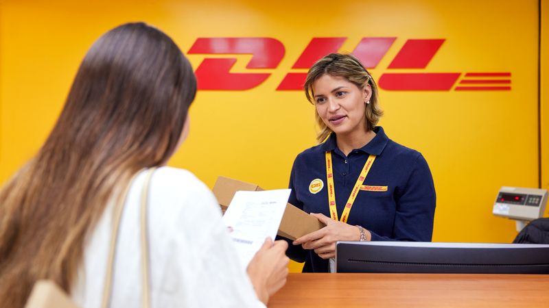 reverse logistics with dhl express