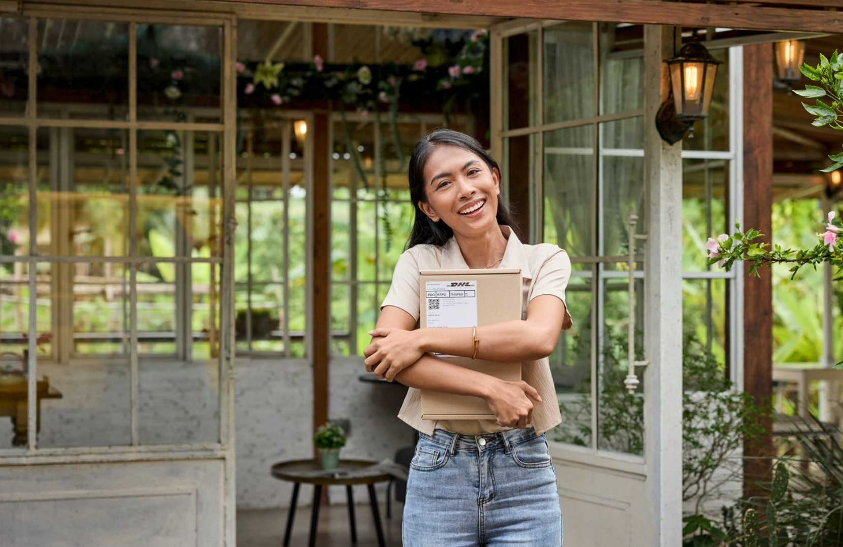 a customer enjoying the benefits of the direct-to-consumer business model