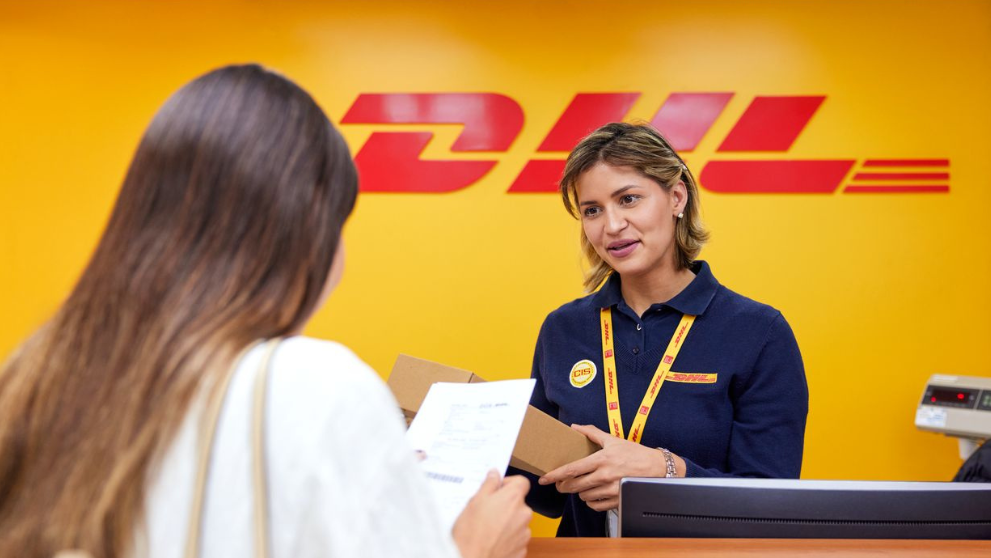 991x558-Discover All Images (Except Deskstop)-May24 - 991x558-DHL Shipment Creation-Service Point Dropoff