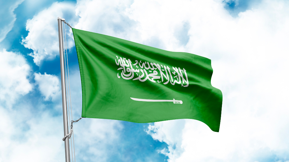 Discover-mobile_banner (991 x 558 px) - mobile_banner_saudi arabia flag