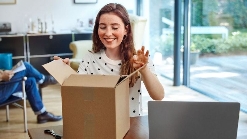 <h2>Why should traditional Malaysian cosmetics businesses go online?</h2>
<p>With the <a href="https://www.dhl.com/my-en/home/supply-chain/insights-and-trends/the-ecommerce-supply-chain.html">advancement of technology and e-commerce</a>, more and more people are moving to online shopping because it is convenient and easy. Malaysia has great potential with its ever-growing e-commerce market, which is expected to reach US$10.12 billion in 2022, reports Statista. These&nbsp; statistics also show that user penetration will be 47.1% in 2022 and is expected to reach 53.2% by 2025.</p>
