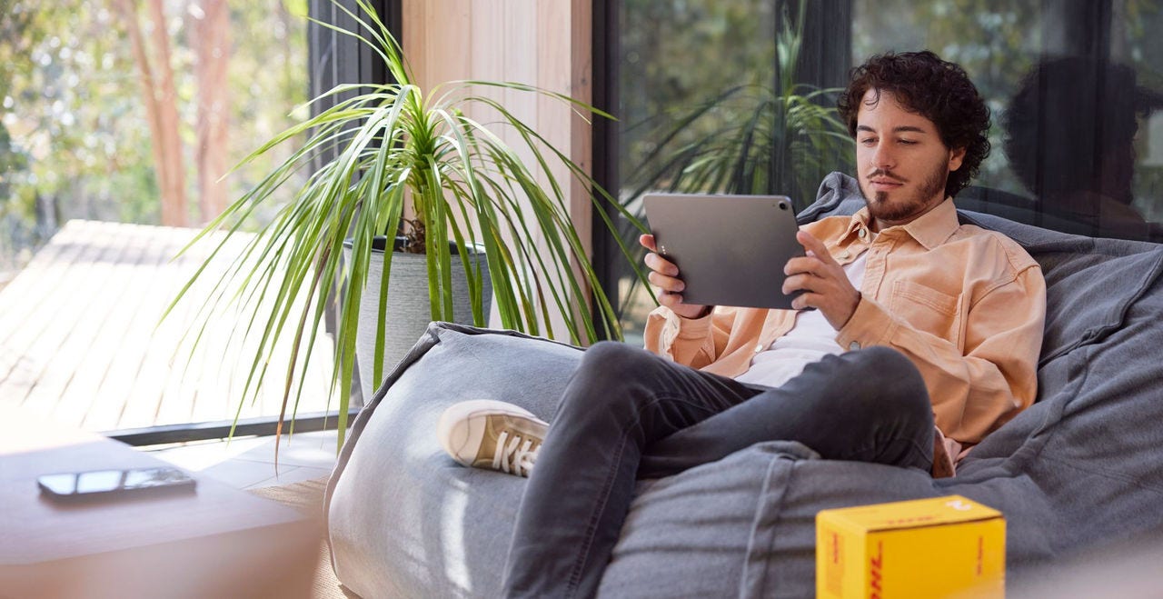 maintaining customer satisfaction with quick deliveries leveraging ai for route management