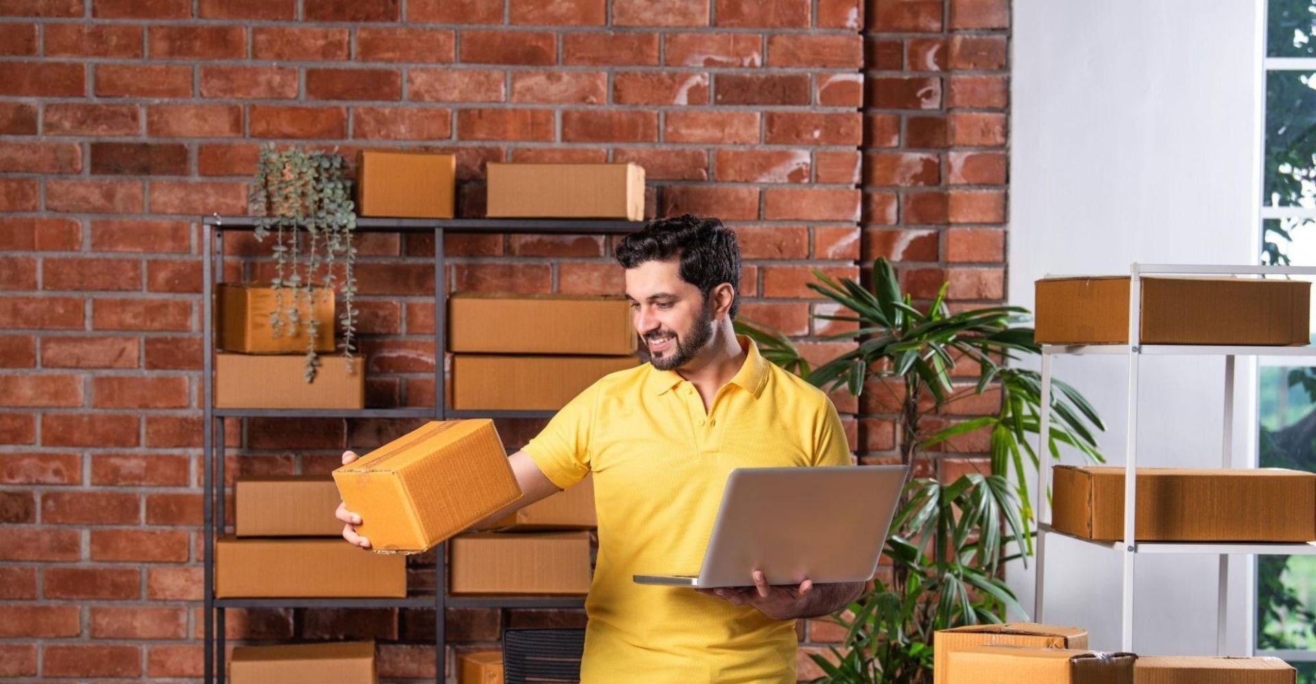 dhl customer managing online orders for international shipping