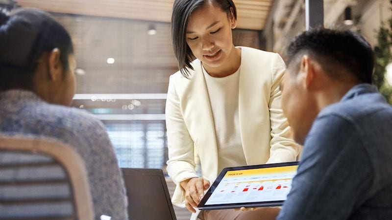 <h2>Step-by-step guide to starting an e-commerce business</h2>
<p>When setting up an e-commerce business, it is essential that one meticulously follows through the main steps involving legal registration, creating an online presence, raising brand awareness, processing orders and successfully delivering them. The following will help you understand what is required to start a business, such as an e-commerce platform here in Hong Kong.</p>
