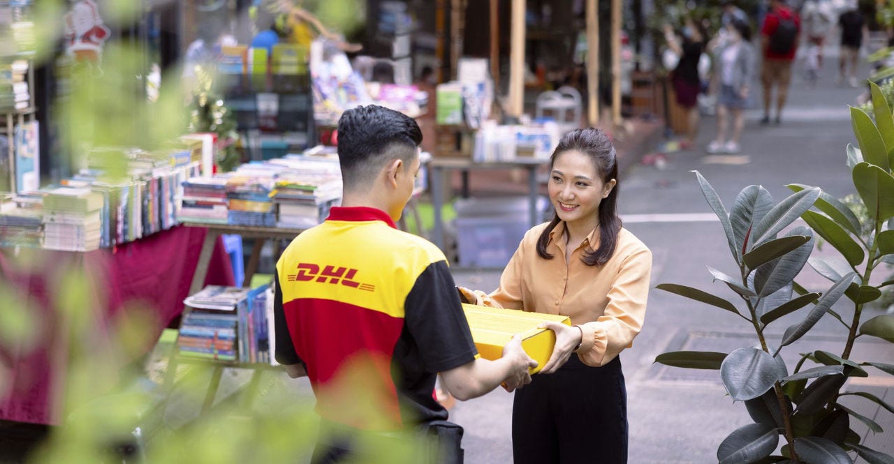shipping a package internationally with insurance