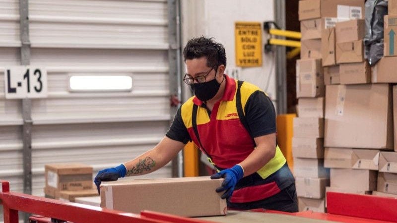 dhl express safely shipping a laptop overseas