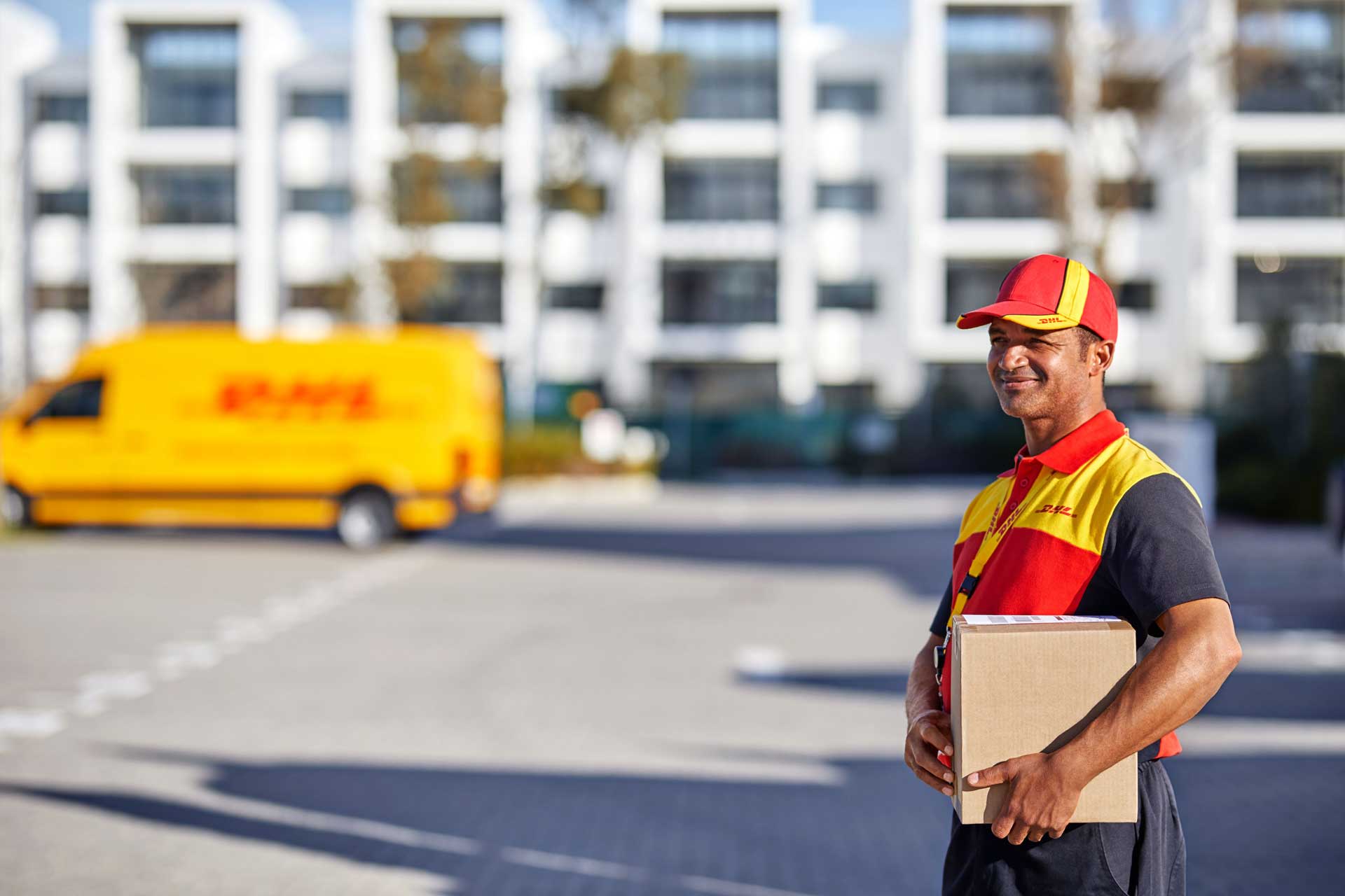 DHL 速遞服務