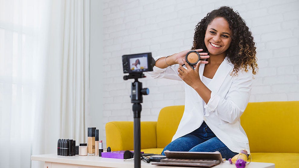 Build Influence as an Influencer Build Influence as an Influencer