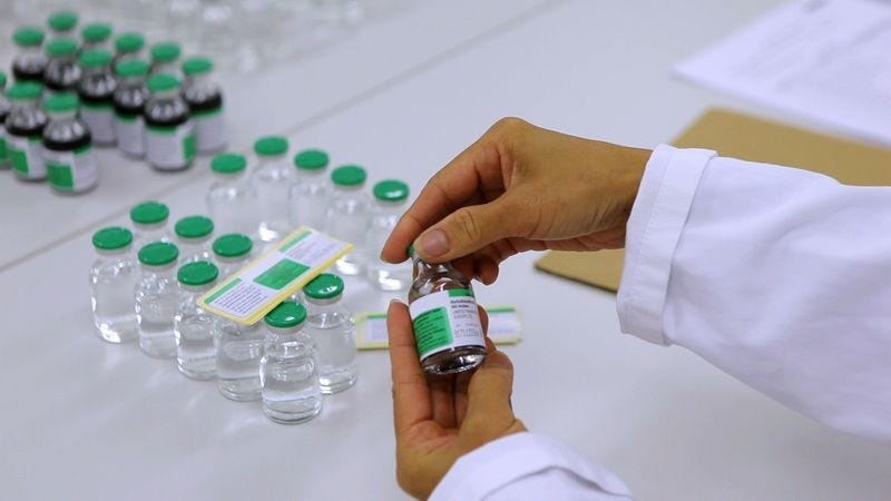 Temperature-sensitive pharmaceuticals transport by DHL Express