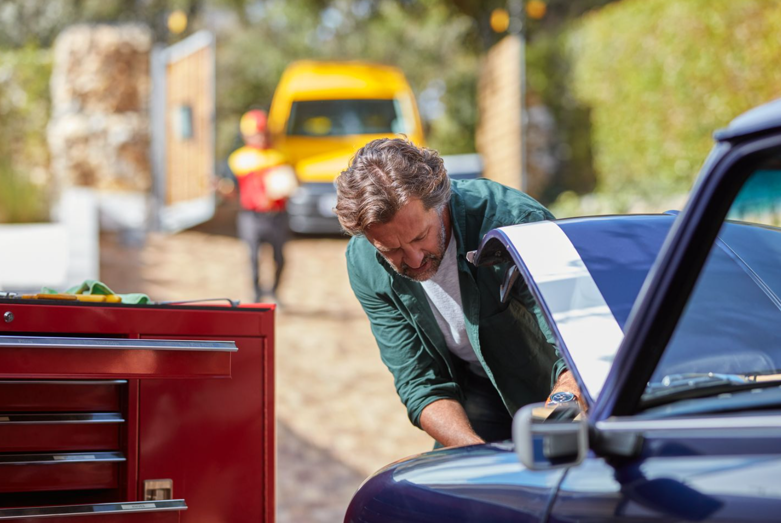 fixing a car with exported auto parts