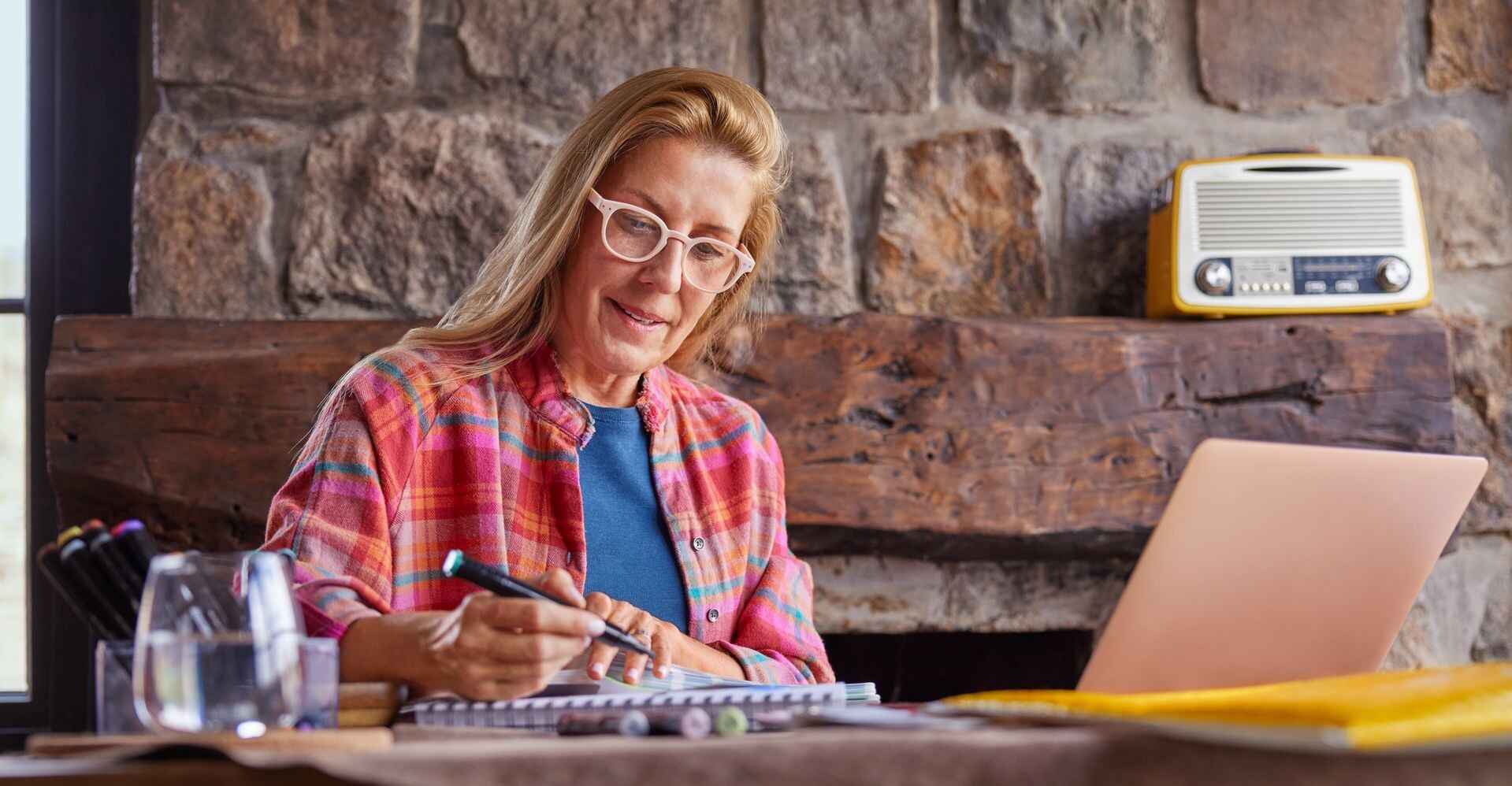 Business owner coming up with a geofencing marketing strategy