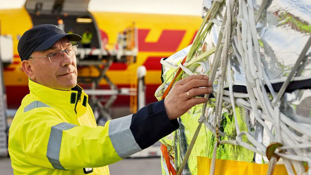DHL 快递固定托盘