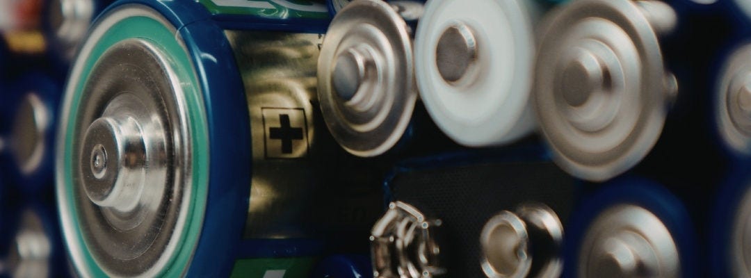 Inline Staticts  (1080 x 400 px) - Blue Battery