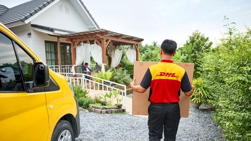 Sri Lankan art delivery by DHL Express