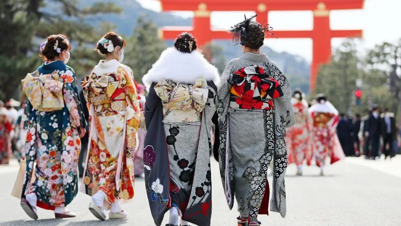 Japan golden week women in kimono