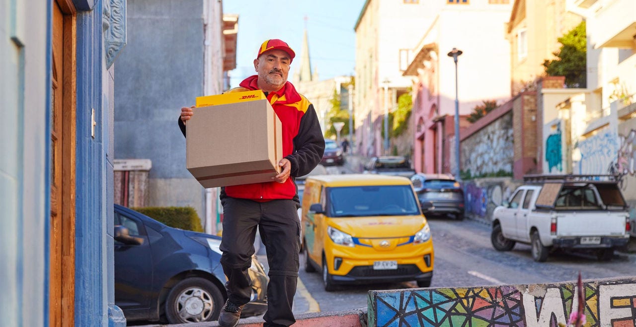 dhl express peru courier transporting imports