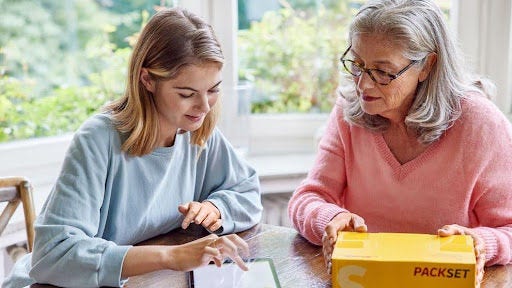 How to Create a Shipment Label Online for an International Express Delivery