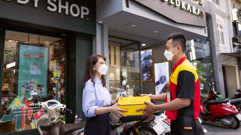 <p>Having a reliable delivery service partner is crucial for building customer loyalty. Fast, efficient, and transparent deliveries are essential for exceeding customer expectations.</p>
<p>DHL Express bridges the gap between businesses and their customers with a comprehensive selection of delivery options, including express, same-day, and international shipping solutions. Our transparent on-time delivery and parcel tracking processes empower you to keep your customers informed throughout the delivery journey.</p>
<p>Improve customer retention and elevate your delivery capabilities. Sign up for a DHL Express business account today and experience the difference a trusted partner can make.</p>
