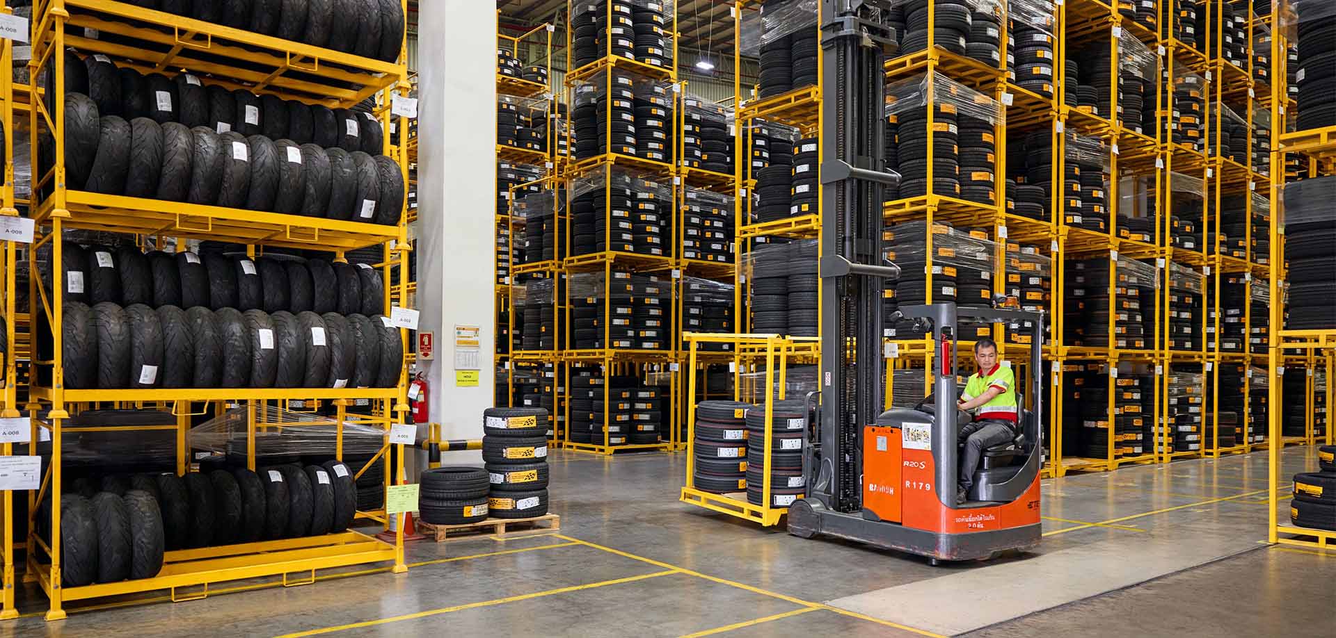 Minimise shipment hiccups with DHL Express.