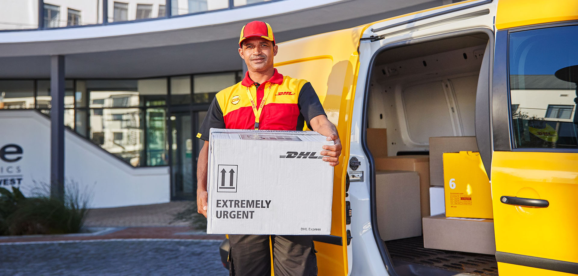 Safeguard your temperature-sensitive medical shipments with DHL Express.