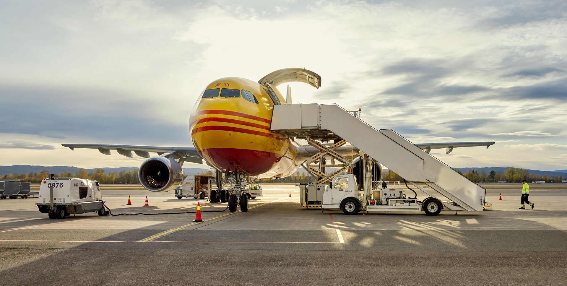 airplane preparing for international trade