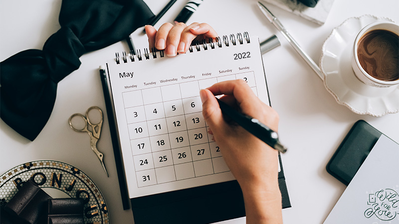 hand writing on a calendar