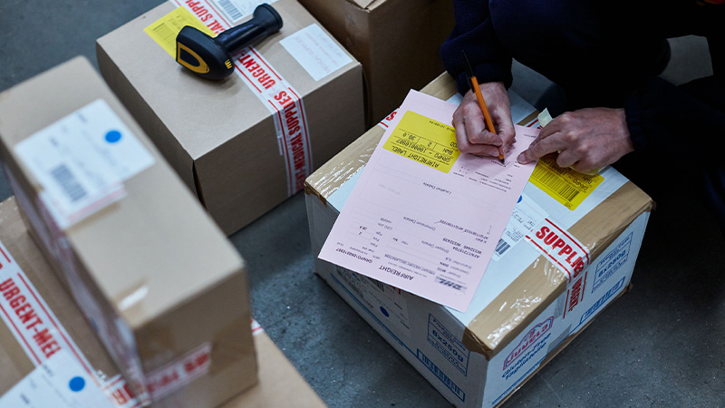 hand signing parcels
