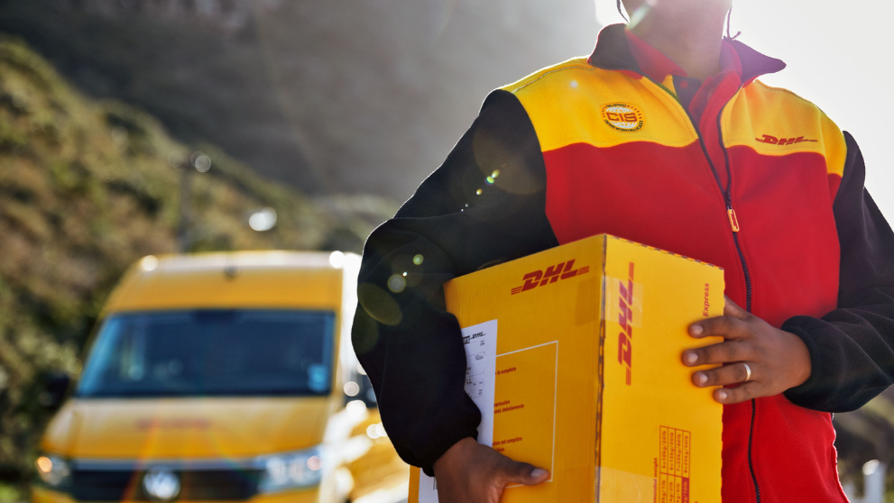 DHL | Arrange a pick up and service point locator