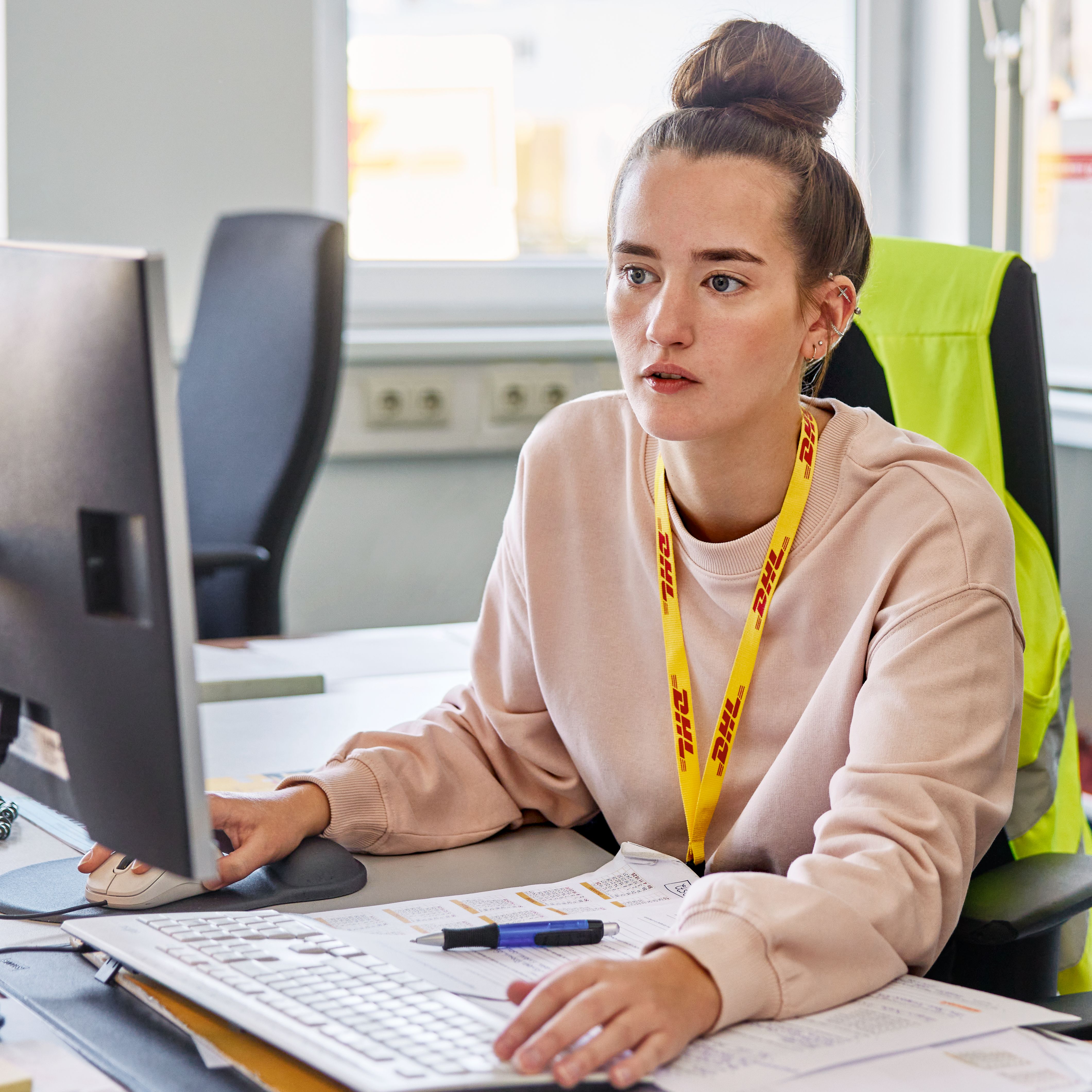 Lavoratrice DHL