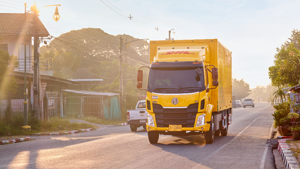 /content/dam/kenya/logistics-guide/essential-guide/How DHL Can Help.png