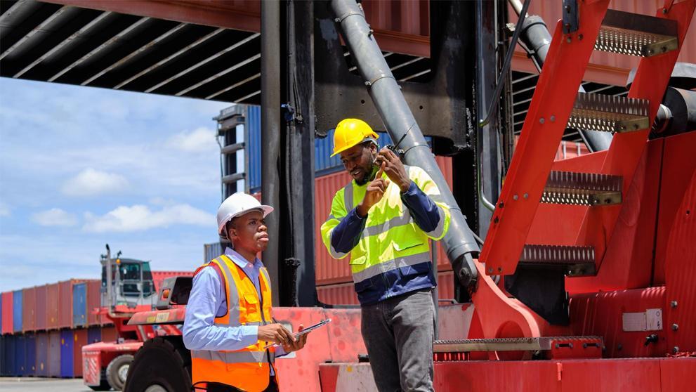 /content/dam/kenya/logistics-guide/export---import-advice/Get Your Machine Certified Before Shipping.jpg