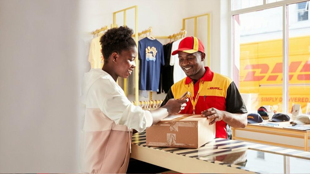 /content/dam/kenya/logistics-guide/logistics-insight-/How DHL Kenya Makes It Possible.jpg